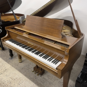 Image forBaldwin “M” Handcrafted Baby Grand