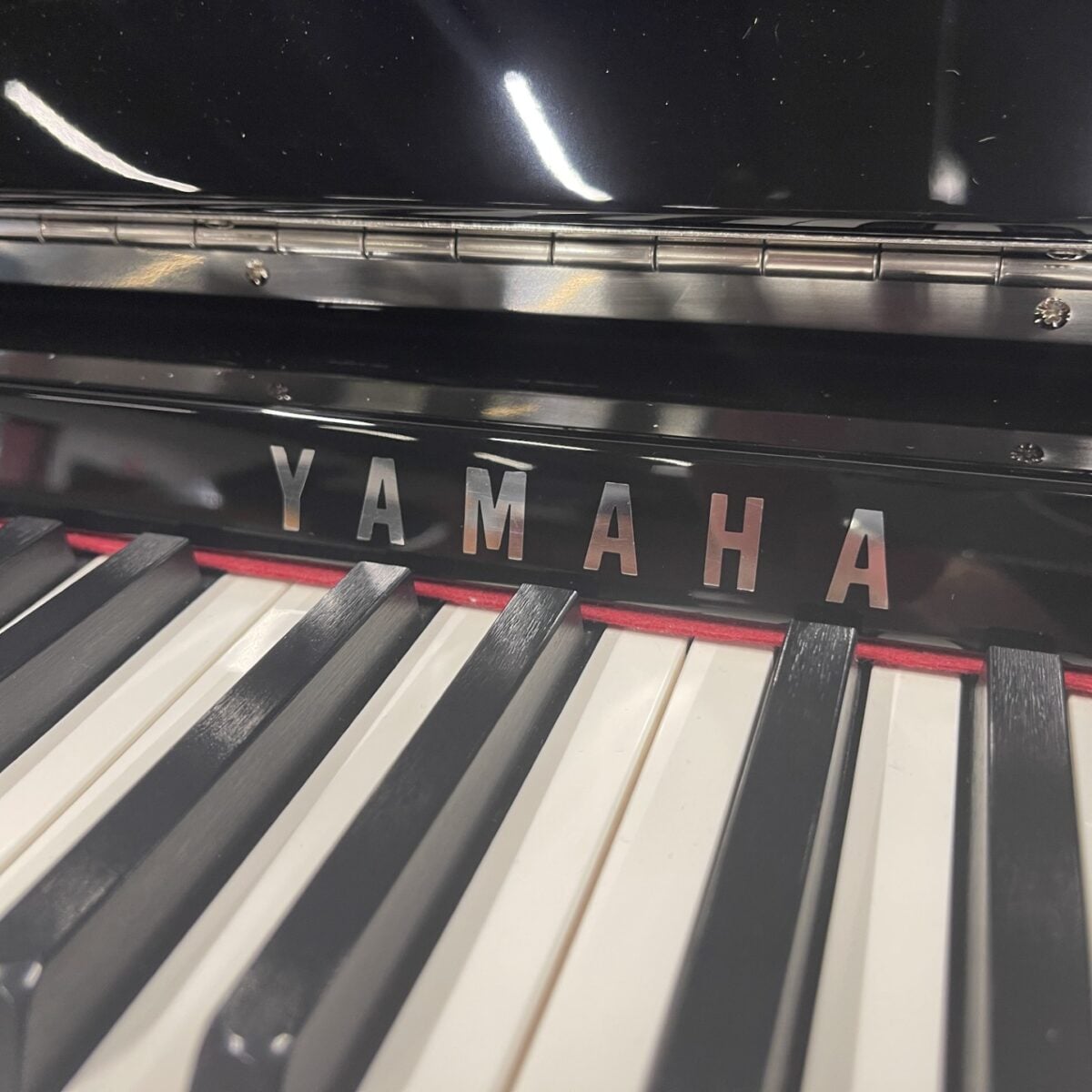Yamaha CLP785 Clavinova Digital Piano