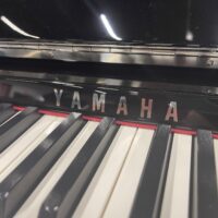 Yamaha CLP785 Clavinova Digital Piano