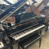 Yamaha GC1M Classic Baby Grand