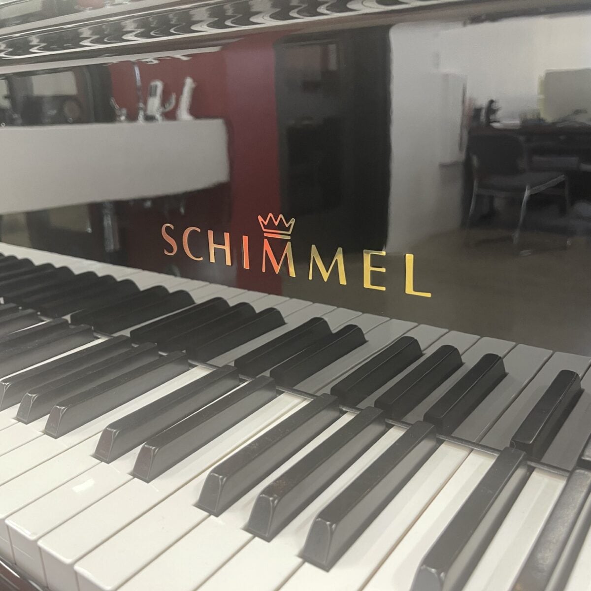 Schimmel CC208T Handcrafted German Artist Grand