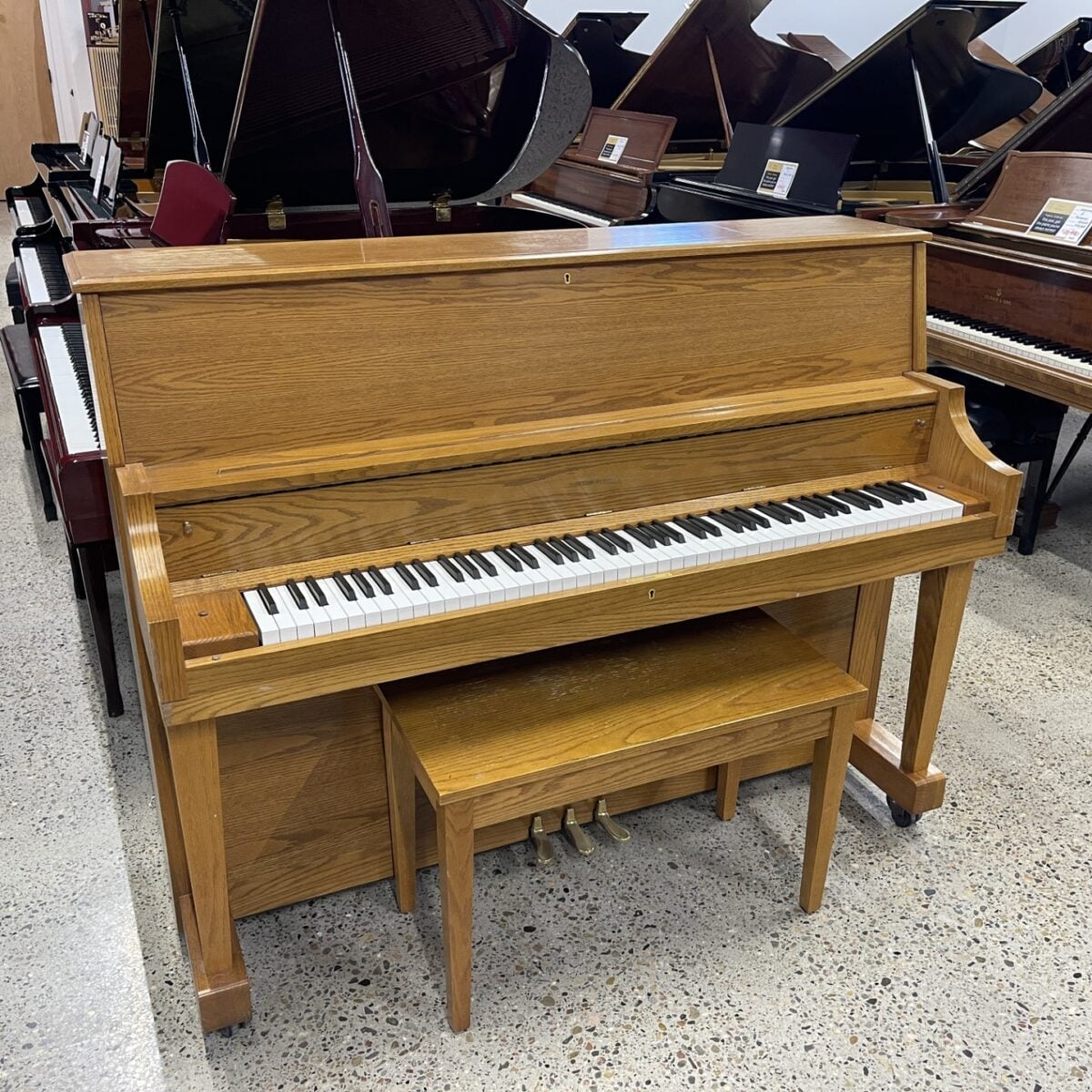 Boston by Steinway UP118S Professional Studio #1