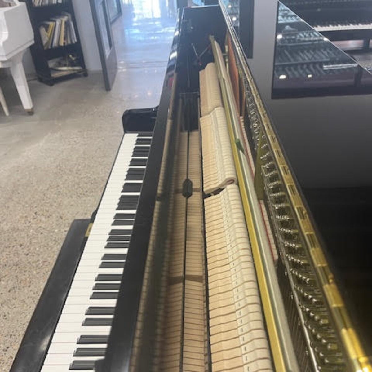 Yamaha U1 Upright