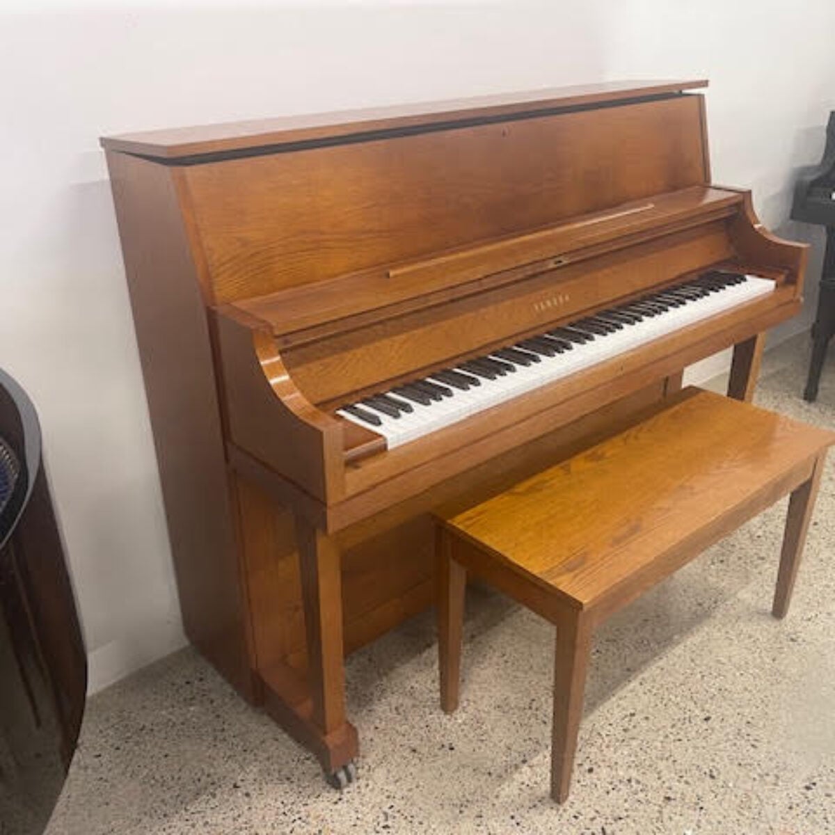 Yamaha P22 Studio Upright