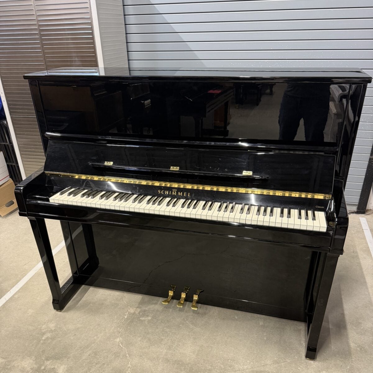 Schimmel C126 Tradition Upright Piano