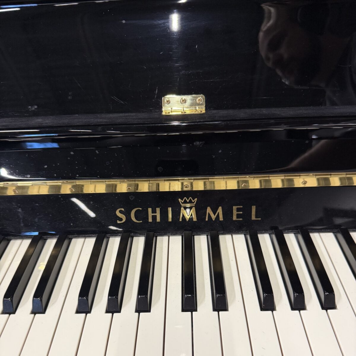 Schimmel C126 Tradition Upright Piano